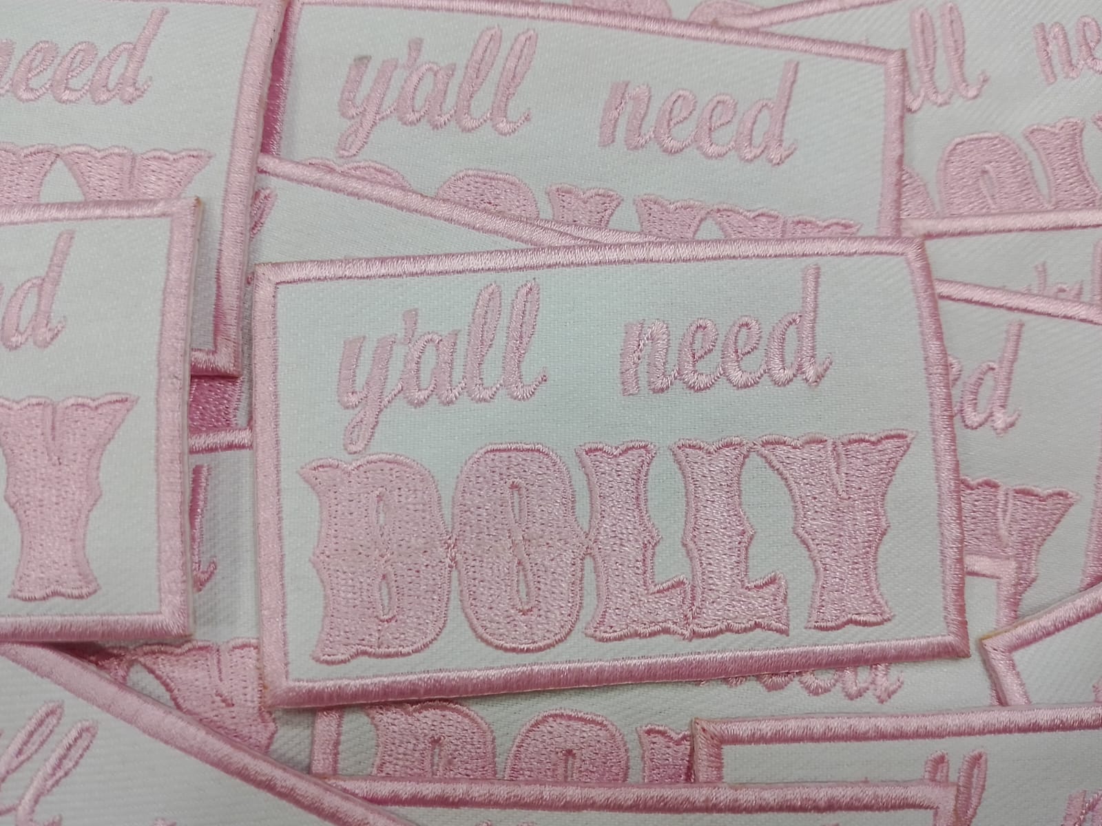 y’all need DOLLY 